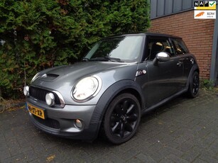 Mini Mini 1.6 Cooper S Chili,Leder,Xenon,Clima,Cruise control