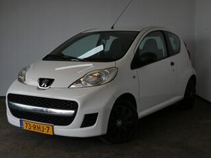 Peugeot 107 1.0-12V XR