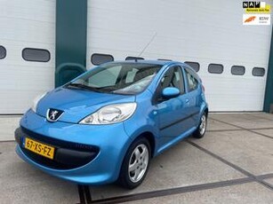 Peugeot 107 1.0-12V XS Airco!