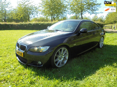 BMW 3-serie Coupé 320i High Executive, M Pakket, Leder