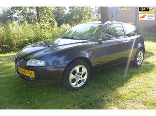 Alfa Romeo 147 1.6 T.Spark Distinctive*airco*cruise*leer*apk