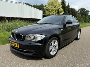 BMW 1-serie 116i Ultimate Edition / LEER / NAVI / AIRCO ECC / 157dkm! NAP!