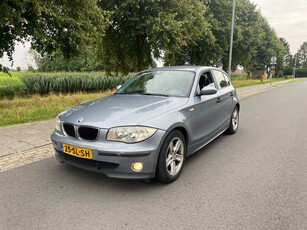 BMW 1-serie 118d AIRCO/CRUISE/VELGEN/APK 03-2025