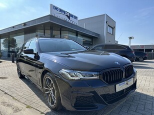 BMW 5 Serie Touring 530e M-Sport 530 Pano-Dak Dr.ass.pro