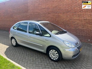 Citroen Xsara Picasso 2.0i-16V Exclusive 1e Eigenaar