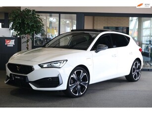 CUPRA Leon 1.4 e-Hybrid VZ 245PK Pano Sport Navi Cam Led