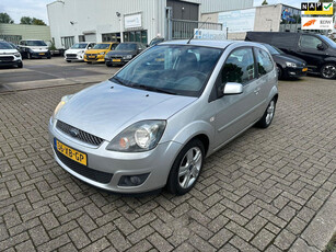 Ford Fiesta 1.6-16V Futura, Automaat, Airco, NAP