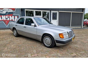 Mercedes 250D W124 1993 / 208000KM / Zeer mooi / Youngtimer