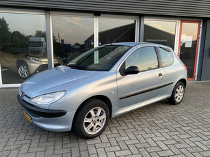 Peugeot 206 1.4 XR