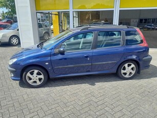 Peugeot 206 SW 1.6-16V XS Inruil koopje! Zo mee!