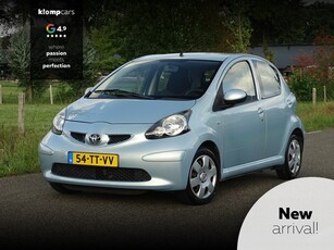 Toyota Aygo 1.0-12V Automaat + Airco All-season 3e Eig