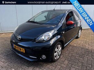 Toyota Aygo 1.0 VVT-i Dynamic Orange Navigatie Airco