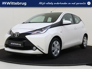 Toyota Aygo 1.0 VVT-i x-play Airconditioning Camera