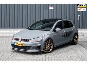 Volkswagen GOLF 2.0 TSI GTI TCR*PANO*AKRAPOVIC*Virtual