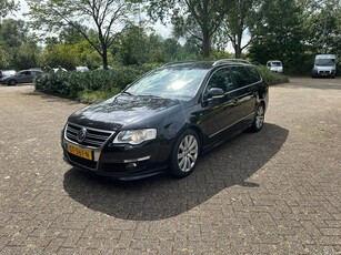 Volkswagen Passat 1.4 TSI Highline Variant NAVI Cruise PDC