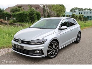 Volkswagen Polo 1.0 / R-Line / CarPlay / PDC / Cruise / LED