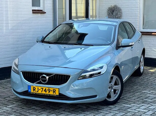 Volvo V40 2.0 D2 Inscription | Navigatie | Parkeersensoren | Lichtmetalen Velgen | Airco |