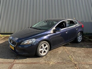 Volvo V40 2.0 D2 Momentum Business