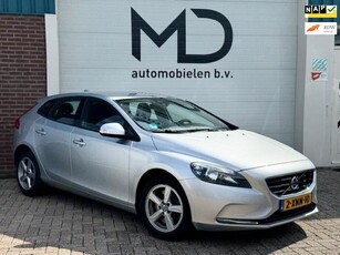 Volvo V40 2.0 D4 Base Business / Dealer onderhouden / LED