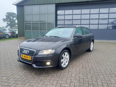 Audi A4 Avant 2.0 TDI MOTOR ROOKT