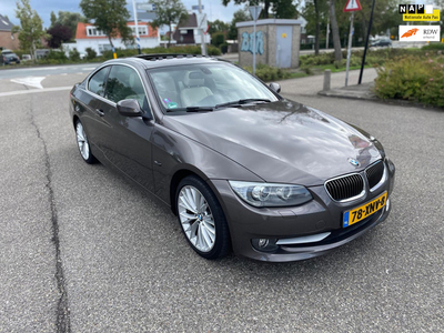 BMW 3-serie Coupé 320i Corporate Lease High Executive / leder / open.dak / airco/ cruise.con / nav / elek.pak / pdc / lmv / nap...