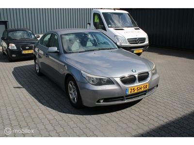 BMW 5-serie 523i Business Line/Airco defect/geen APK