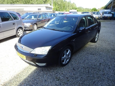 Ford Mondeo 1.8-16V Platinum airco half leer apk 9-2-2025