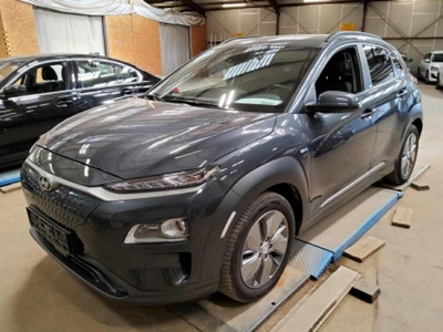 Hyundai Kona EV Comfort 64 kWh l € 22.495 na Sub l 480 km !