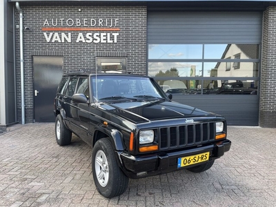 Jeep Cherokee 4.0i Limited (bj 2000, automaat)