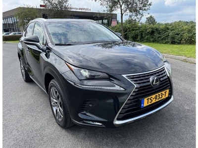 Lexus NX 300h Hybrid Business Line, AUTOMAAT, 197PK, 1E