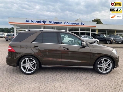 Mercedes-Benz ML 350 BLUETEC 4MATIC Nieuwe motor