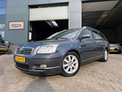 Toyota Avensis Wagon 1.8 VVTi Linea Luna