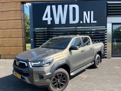 Toyota Hilux 2.8 D-4D AUT DC 2 PERS VAN INVICIBLE NAP 5.295