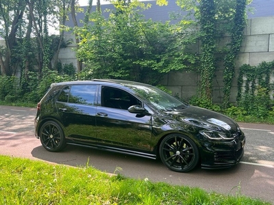 Volkswagen Golf 2.0 TDI GTD BOM VOLL BJ 2017