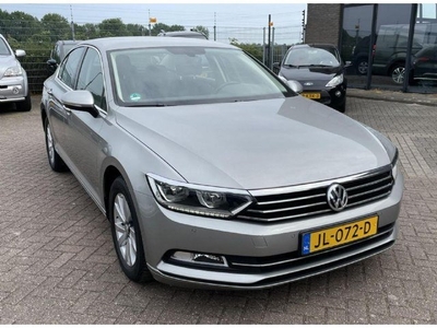 Volkswagen Passat 1.6 TDI Connected Series, 1E EIG, NAP