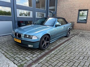 BMW 3-serie Cabrio 318i incl. Hardtop