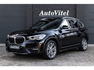 BMW X1 xDrive25e Sport Line Head-up Sportstuur PDC