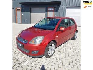 Ford Fiesta 1.3-8V Futura *APK NIEUW 17-09-2025*