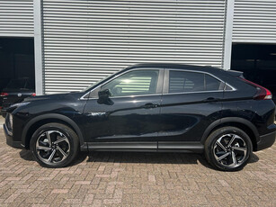 Mitsubishi Eclipse Cross 2.4 PHEV Intense+ €6000.- voorraad voordeel