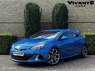 Opel Astra GTC 2.0 Turbo OPC Bi-Xenon Leder Cruise PDC