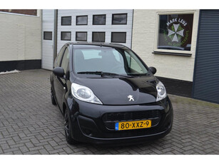 Peugeot 107 1.0 Blue L. PRACHT STAAT NIEUW Model 5 drs/Airco/Centr.