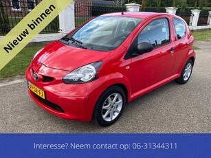 Toyota Aygo 1.0-12V Nieuwe Apk (bj 2006)