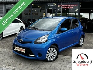 Toyota Aygo 1.0 VVT-i Dynamic Blue AIRCO ALL SEASON BANDEN