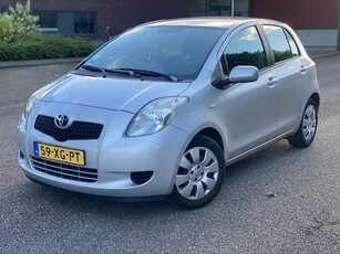 Toyota Yaris 1.3 VVTi Sol 1e eigen/ZIE omschrijving