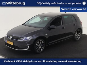 Volkswagen e-Golf E-DITION Warmtepomp / Winterpakket /