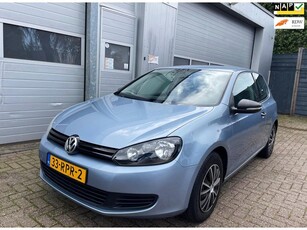 Volkswagen Golf 1.4 TSI Trendlin 2011-Airco-Trekhaak-New APK