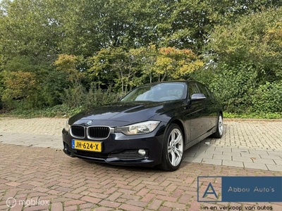 BMW 3-serie 318d High Executive