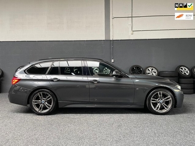 BMW 3-serie Touring 318i M Sport, Leder, Pdc, 1e eigenaar