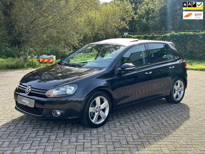 Volkswagen Golf 1.4 TSI Highline *Pano/ 122PK!/ Mooie Auto!*