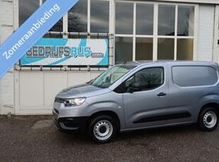 Toyota PROACE CITY 1eEig! | TREKHAAK | !KEURIGE STAAT! | NIEUWE APK